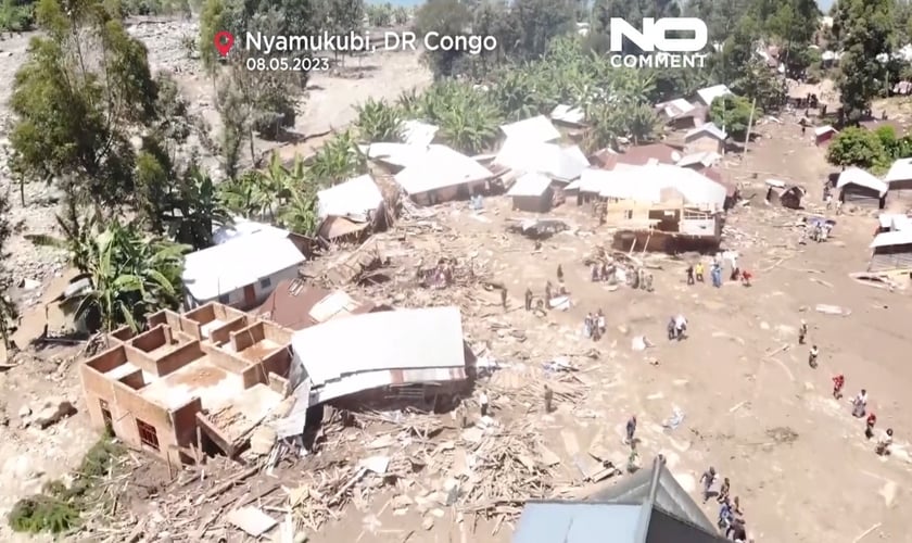 Cenas após inundações no Congo. (Foto: Captura de tela/Vídeo Euronews)