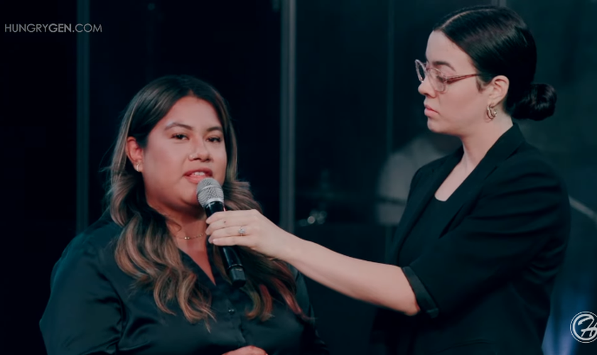 Ivonne foi salva por Deus através de um louvor. (Foto: Reprodução/YouTube/HungryGeneration).