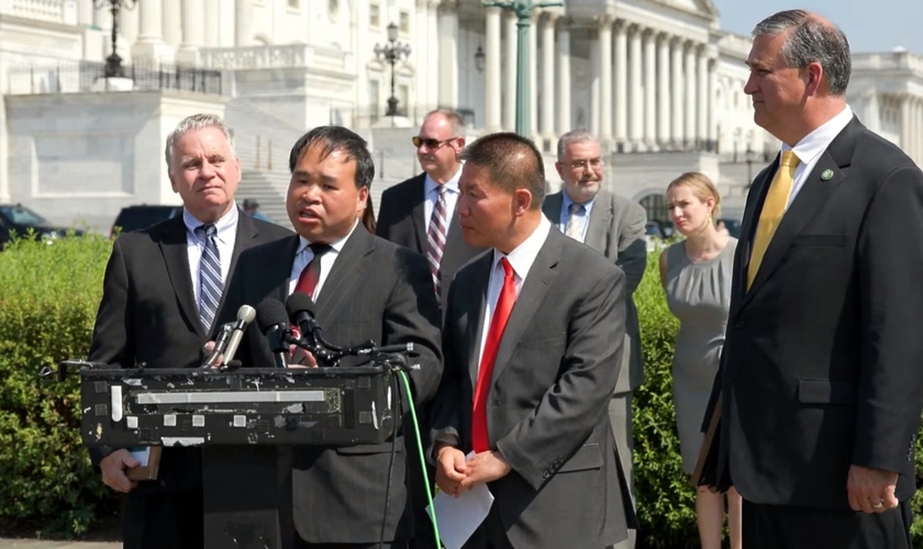 Pastor Pan Yongguang da Igreja Mayflower nos EUA. (Foto: Captura de tela/YouTube USRepChrisSmith)