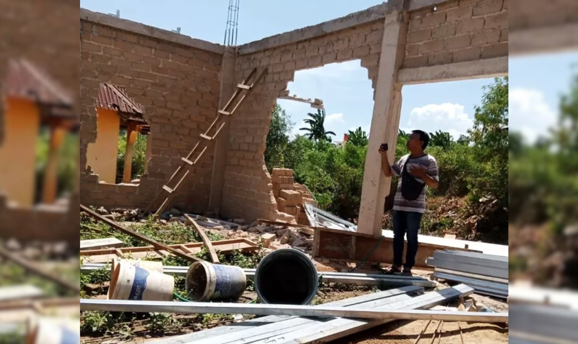 Prédio da igreja GUPdI danificado após ataque de muçulmanos extremistas, em 9 de agosto de 2023. (Foto: GUPdI)