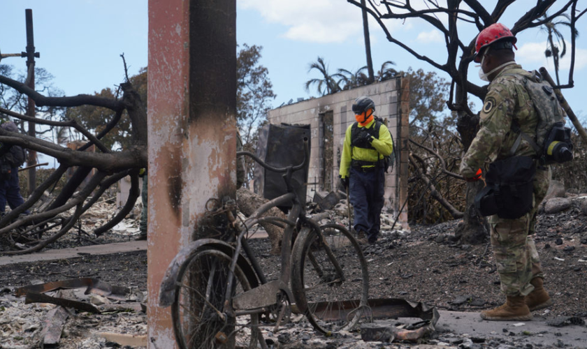 Capelães ajudam vítimas dos incêndios florestais em Maui. (Foto: Aliança Cristã e Missionária)