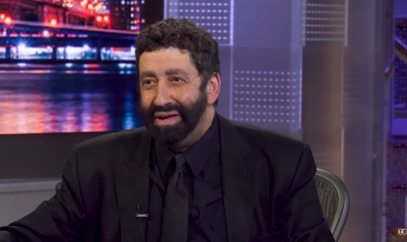 Rabino messiânico Jonathan Cahn. (Captura de tela/YouTube TBN)