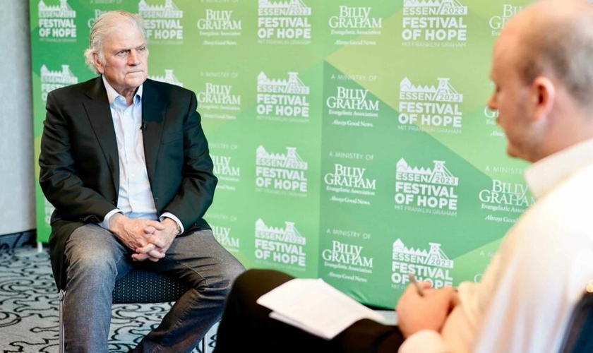 Franklin Graham em entrevista durante o Festival Esperança, na Alemanha. (Foto: Billy Graham Evangelistic Association)