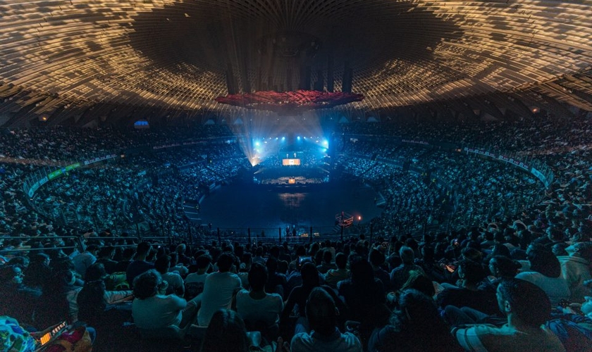 Mais de 10 mil pessoas participaram da cruzada. (Foto: Billy Graham Evangelistic Association).