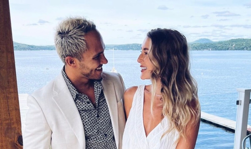 Carlos e Alexa PenaVega. (Foto: Reprodução/Instagram/Carlos PenaVega)