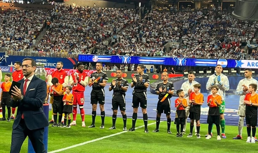 Emilio Agüero Esgaib na abertura da Copa América 2024. (Foto: Reprodução/Facebook/Emilio Agüero Esgaib)