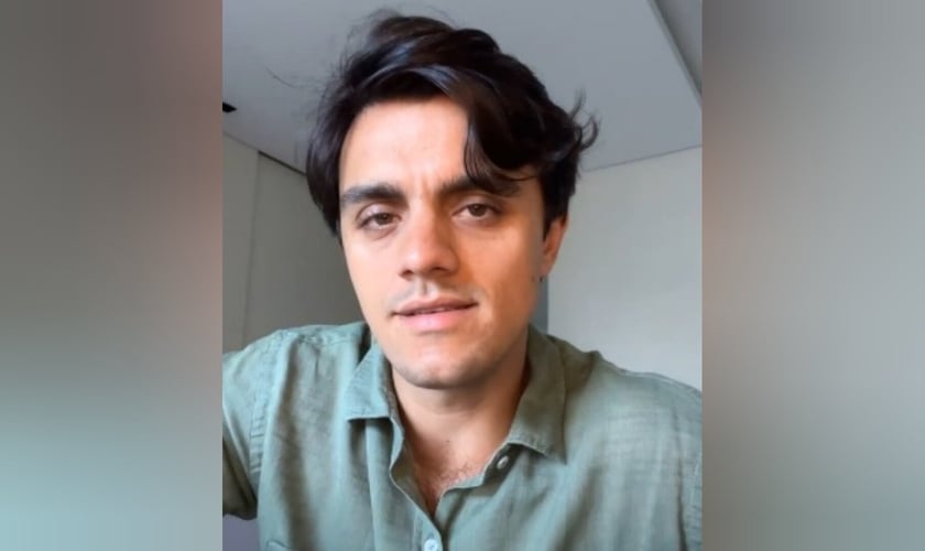 Felipe Simas. (Foto: Reprodução/Instagram/Felipe Simas).