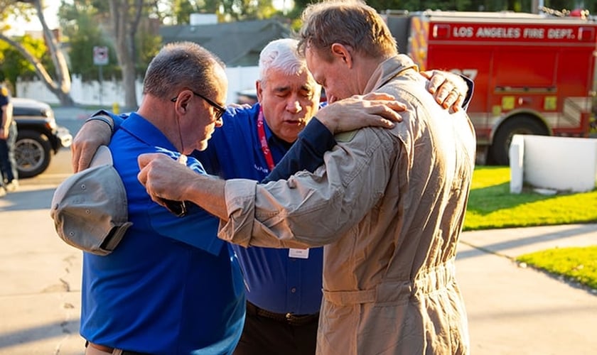 Uma equipe de capelães da Billy Graham Evangelistic Association já está na Califórnia. (Foto: BGEA).