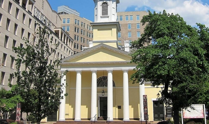 Fachada da Igreja Episcopal de St. John, também conhecida como "Igreja dos Presidentes” (Foto: Wikipedia)