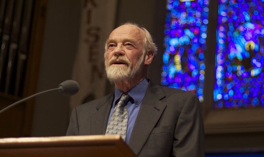 Eugene H. Peterson. (Foto: Reprodução/Wikimedia Commons/Estrela de Clapp)