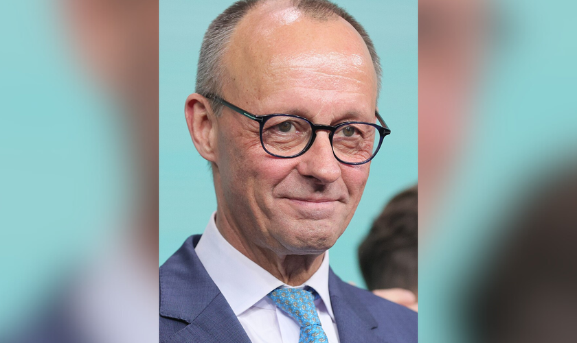 Friedrich Merz vence eleições na Alemanha com 29% dos votos. (Foto: Wikipedia)