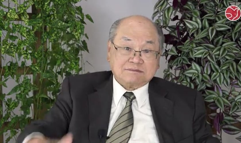 Pr. Fernando Takayama, fundador da ADNIPO. (Captura de tela/YouTube/ADNIPO)