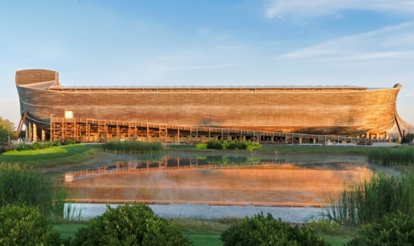 Réplica da Arca de Noé nos Estados Unidos. (Foto: Imagem ilustrativa/Ark of Noah/Divulgação).