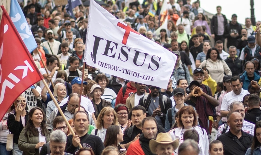 Um momento da Marcha de Jesus de 2 de agosto de 2025, em Praga. (Foto: Facebook/Jesus Pochod)