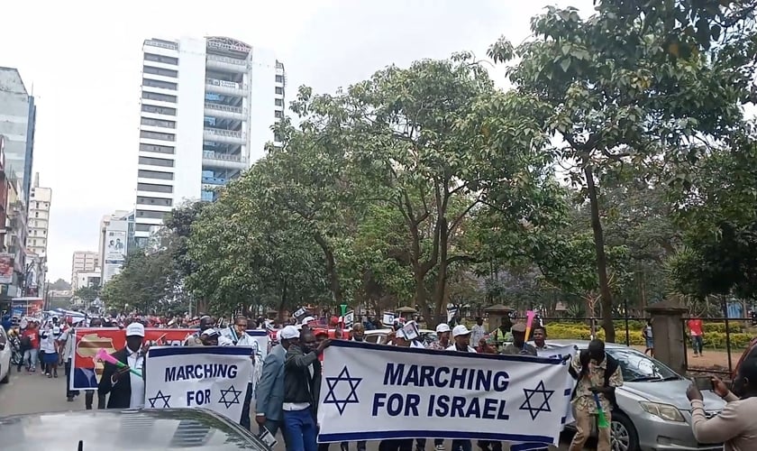 Centenas de cristãos manifestaram apoio ao Estado de Israel. (Foto: Reprodução/YouTube/When You See These Things).