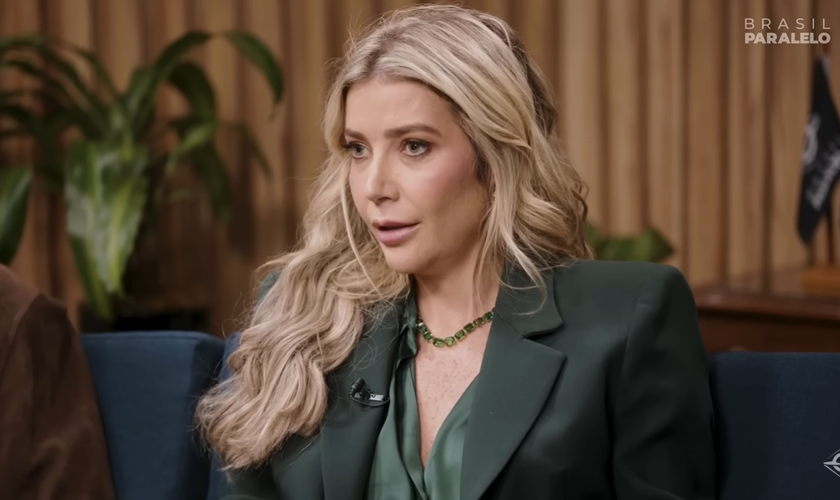 Luiza Possi. (Foto: Reprodução/YouTube/Brasil Paralelo)