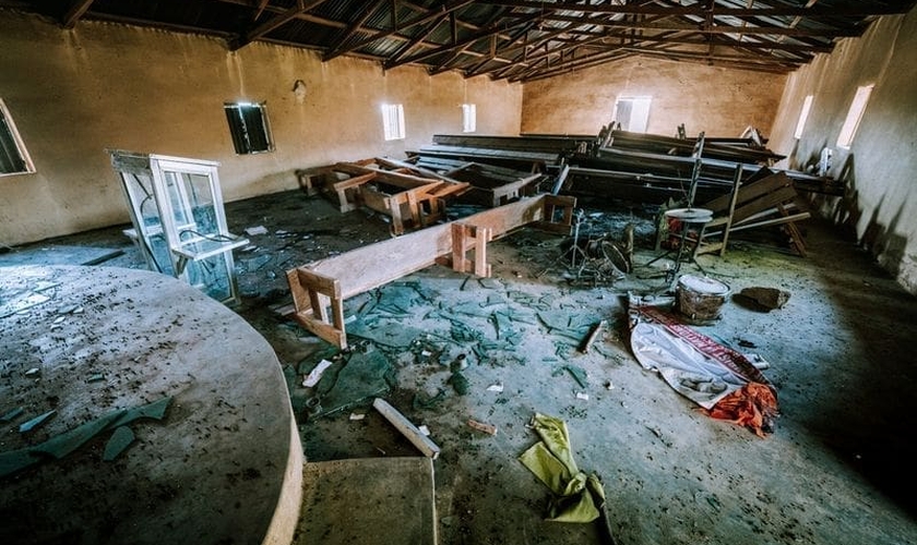 Igreja nigeriana destruída em ataque do Boko Haram. (Foto: Global Christian Relief)