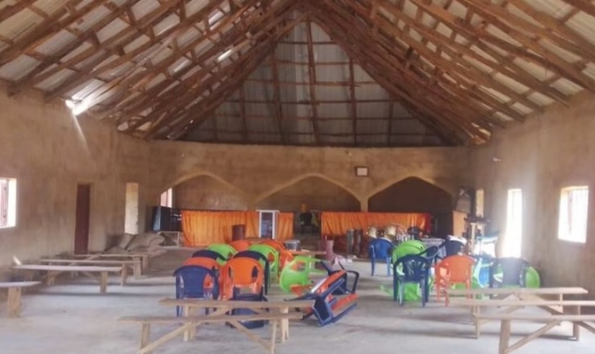 Igreja atacada na Nigéria. (Imagem ilustrativa/Portas Abertas).