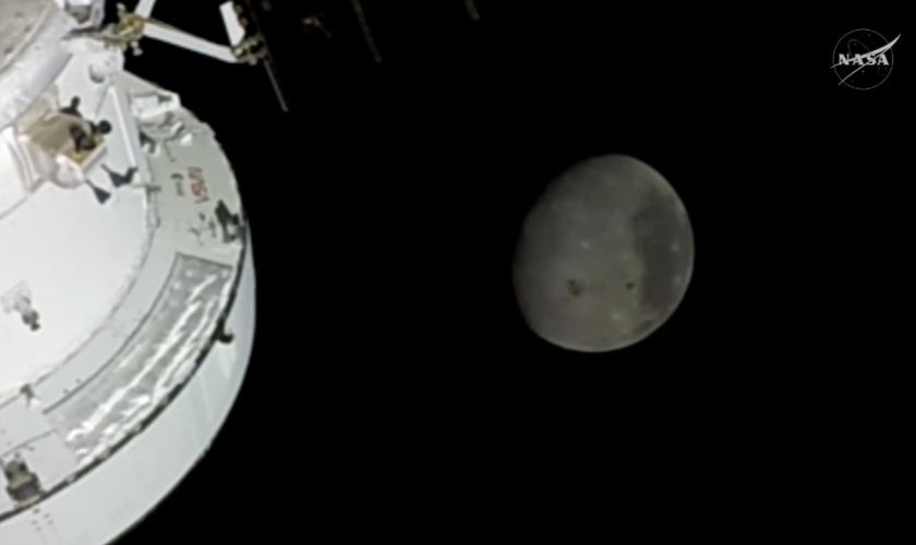 Victor Glover compartilhou uma mensagem de fé com a Terra. (Foto: Reprodução/YouTube/NASA).