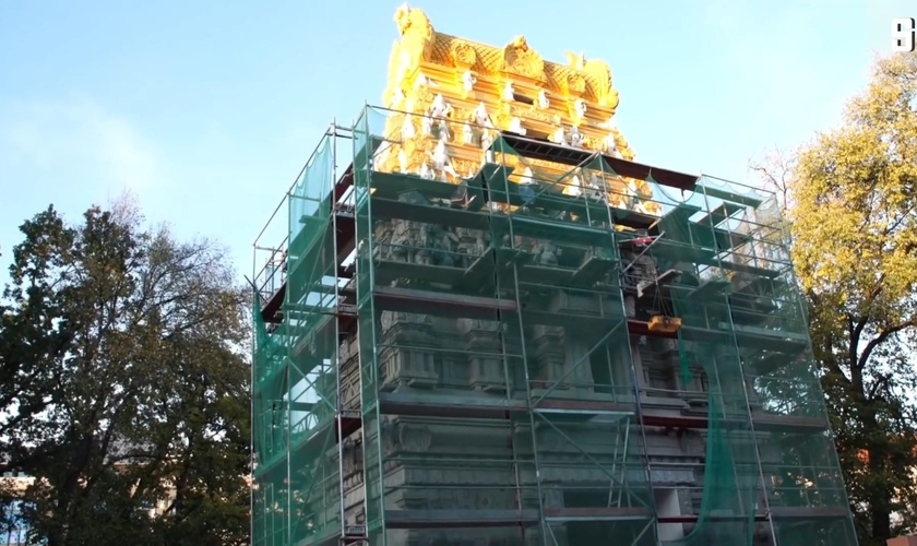 Templo hindu em construção em Berlim. (Foto: Reprodução/YouTube/ DER SPIEGEL).