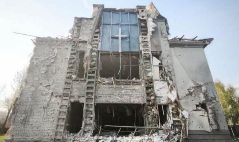  A The House of the Gospel Church ficou totalmente destruída no ataque. (Foto: Facebook/Conselho Municipal de Zaporizhzhia).
