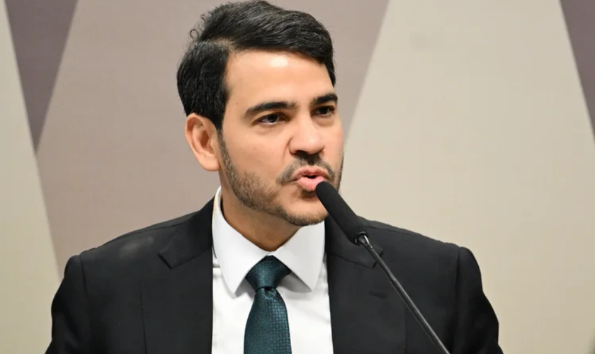 Jorge Messias durante sabatina no Senado. (Foto: Edilson Rodrigues/Agência Senado)