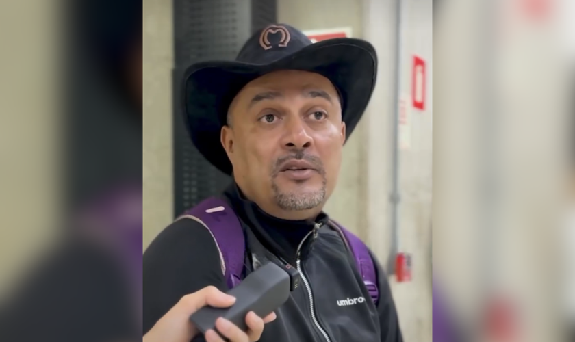 Ex-assaltante de bancos compartilhou testemunho de conversão durante entrevista em aeroporto. (Captura de tela/Instagram/theusviniciusofc)