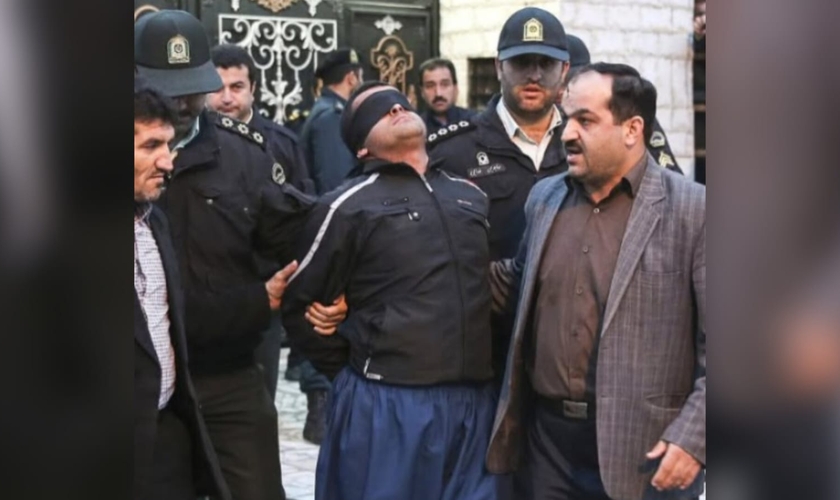 Imagem ilustrativa. (Foto: Facebook/Iran Alive Ministeries).