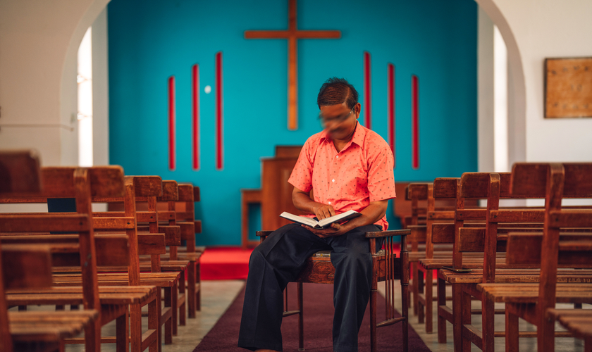 O ministério dos evangelistas e pastores, como Dev Rai, é mais restrito por causa das leis anticonversão. (Foto: Portas Abertas)