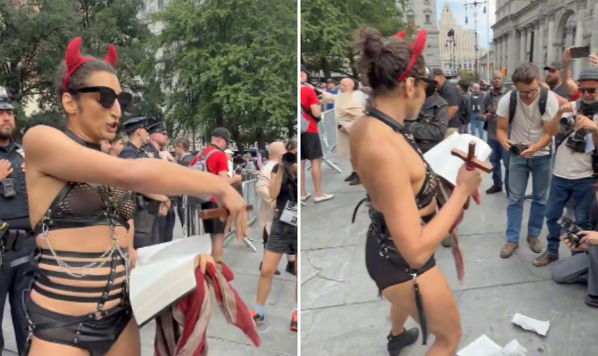 Ativista trans segura um crucifixo e rasga páginas da Bíblia em Nova York. (Captura de tela/X/TPUSA)