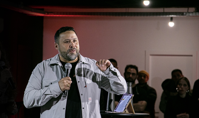 Ivan Roman na Zion Church Lisboa. (Foto: Guiame/Marcos Paulo Corrêa)