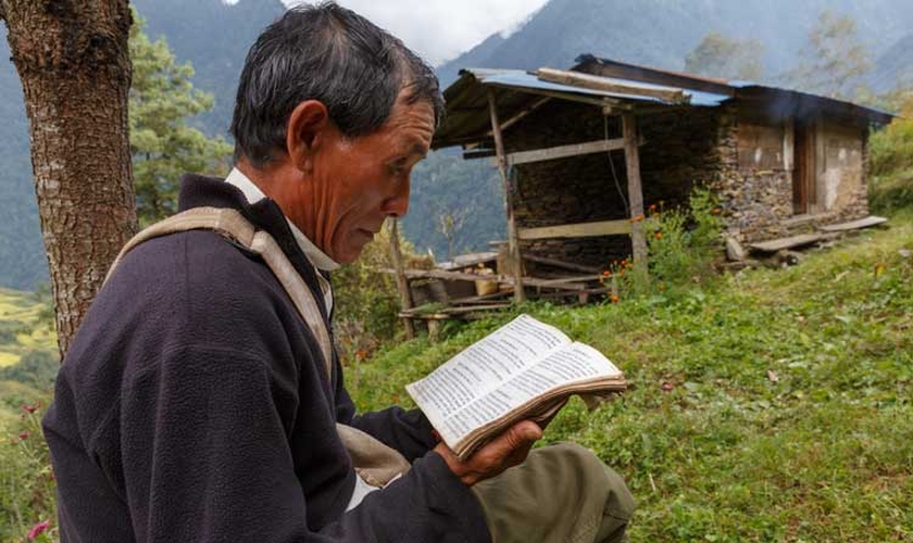 Mais de 1,5 bilhão de pessoas em todo o mundo não têm a Bíblia em seu idioma. (Foto: Wycliffe Bible Translators)