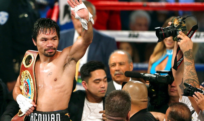 Manny Pacquiao após se tornar campeão do WBO peso meio-médio no Thomas & Mack Center em Las Vegas, em 2016. (Foto: Reuters/Las Vegas Sun/L.E. Baskow)