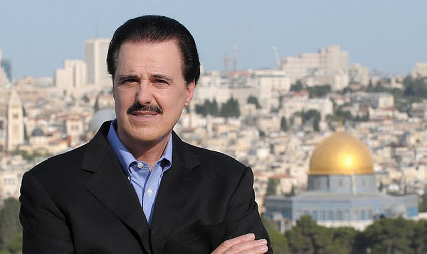 Mike Evans é reconhecido por conectar cristãos a Israel. (Foto: Flickr/Dr. Michael D. Evans)