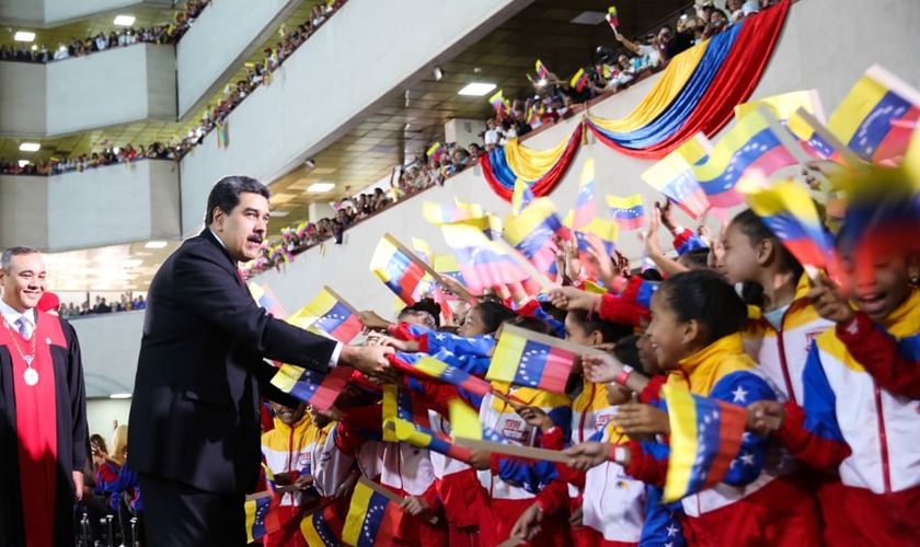 Nicolás Maduro apresentou plano para 'beneficiar' igrejas da Venezuela. (Foto: Presidencia El Salvador/Flickr)