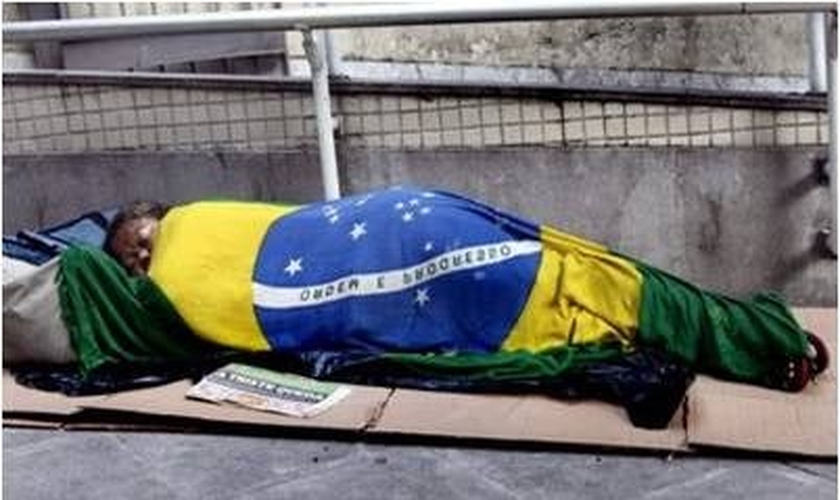 ACREDITEM! O BRASIL ESTÁ DEBAIXO DE MALDIÇÃO!