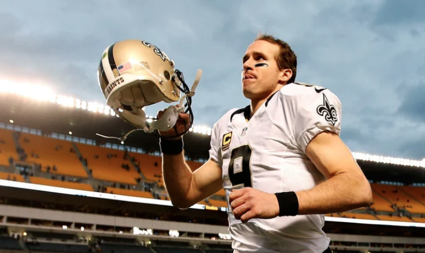 O jogador de futebol americano, Drew Brees, é quarterback do New Orleans Saints. (Foto: Getty Images)