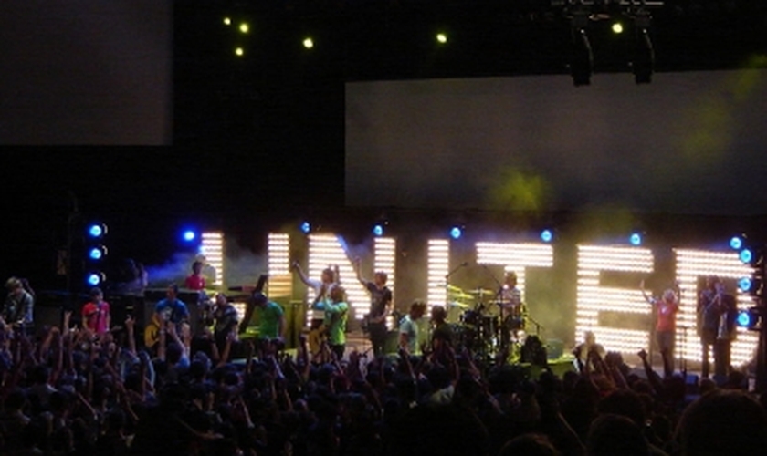 Atualmente, a Hillsong Church tem sedes espalhadas por diversos países no mundo e abrirá seus primeiros templos na América do Sul, ainda neste ano (2015)