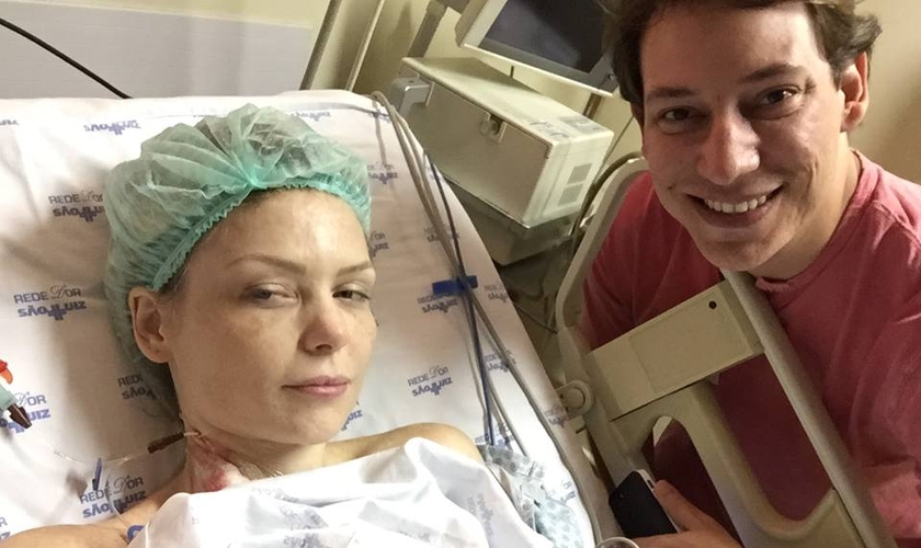 Bianca Toledo em nova cirurgia