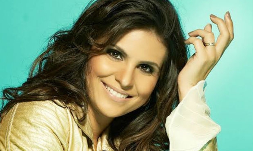 Aline Barros