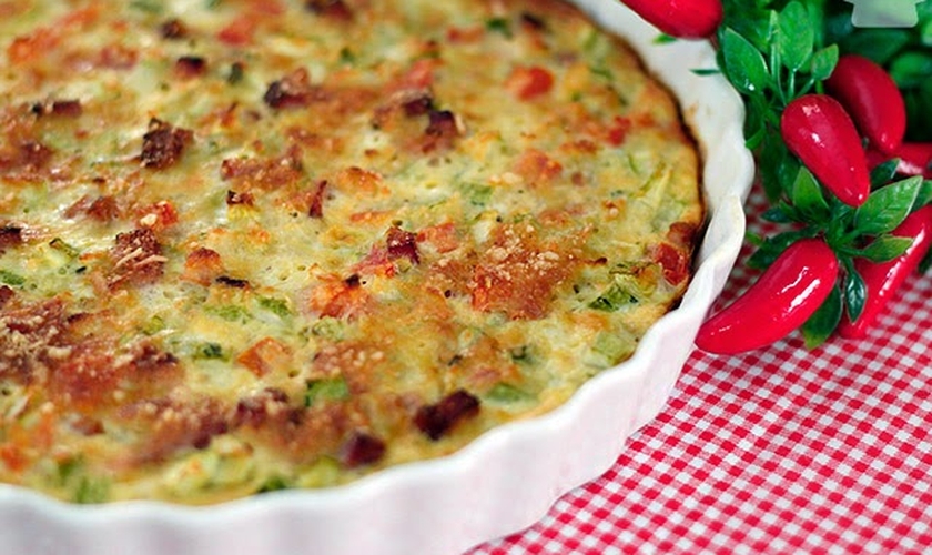 Torta de abobrinha com bacon