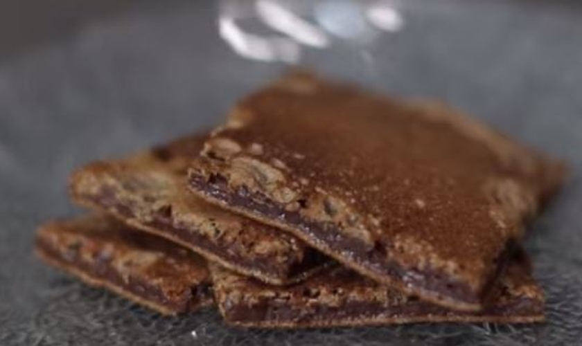 Brownie de tapioca na frigideira