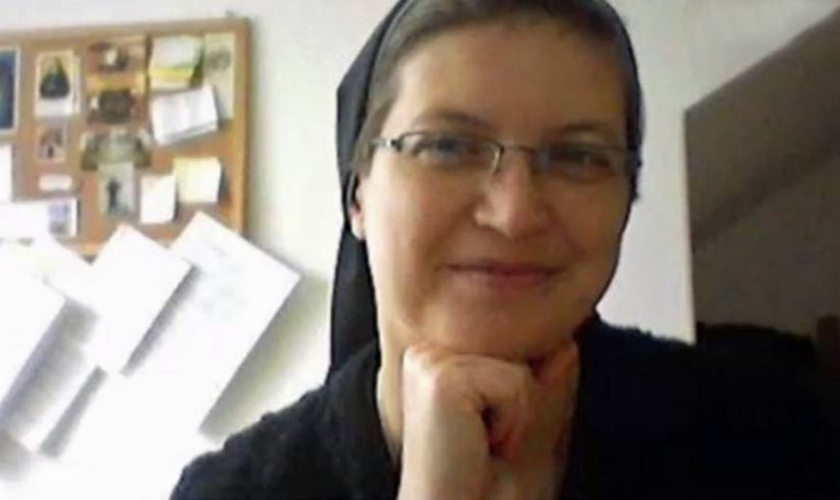 Irmã Ludovita, acusada de furar a mão de um estudante com uma agulha para mostrar a ele como Jesus sofreu. (Europics/ CEN)