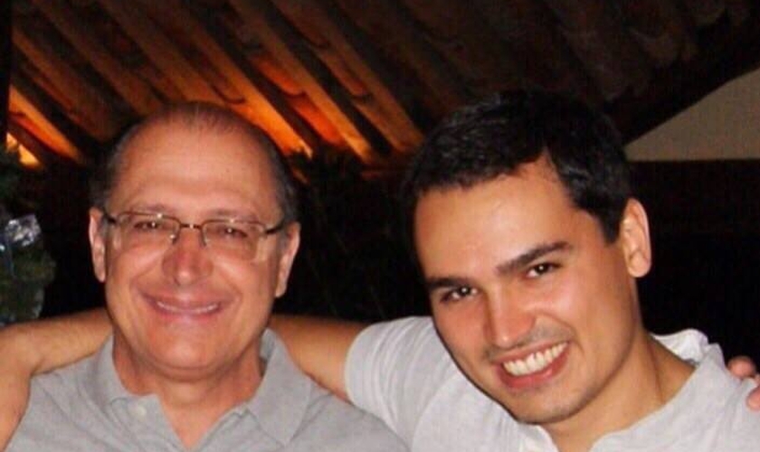 Geraldo e Thomaz Alckmin em foto publicada no Facebook pelo governador