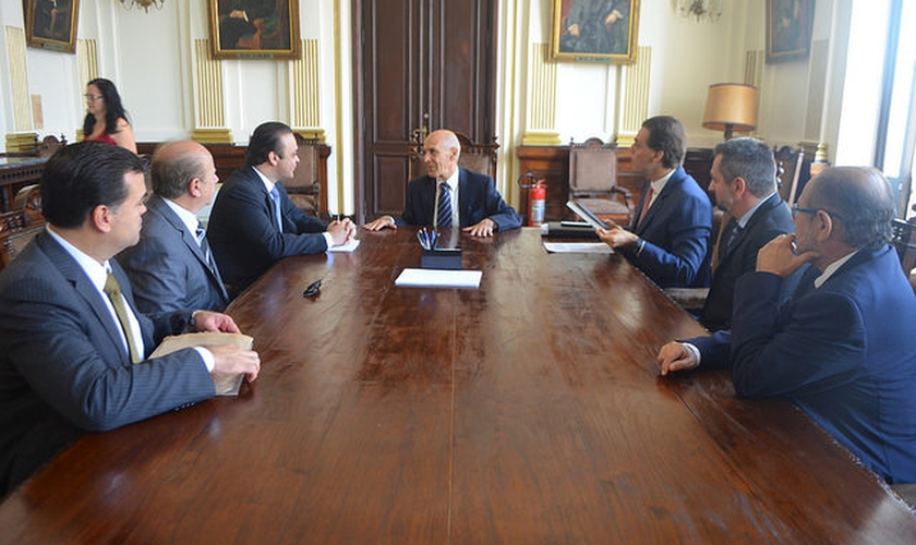 Reunião na Secretaria da Justiça e Cidadania. (Foto: Reprodução/ Secretaria de Turismo)