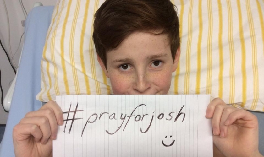 Seus pais, que são pastores na Igreja Bangor Elim, na Irlanda do Norte, criaram uma campanha no Facebook com a hashtag '#prayforjosh (Ore Pelo Josh, em tradução literal). (Foto: Facebook)