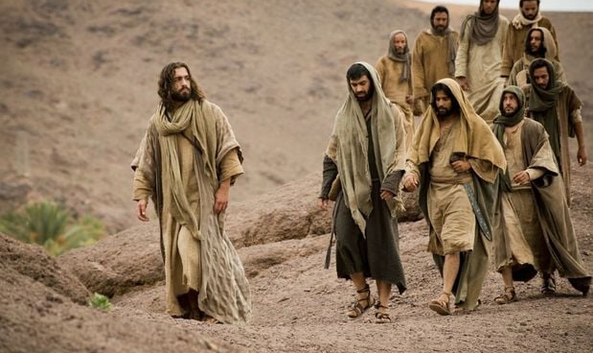 Resultado de imagem para IMAGENS DOS APÃSTOLOS SEGUINDO Ã JESUS CRISTO