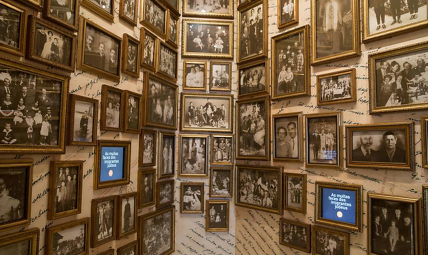 Os painéis interativos mostram, por exemplo, uma galeria de personalidades judaicas. (Foto: Danilo Verpa/Folhapress)