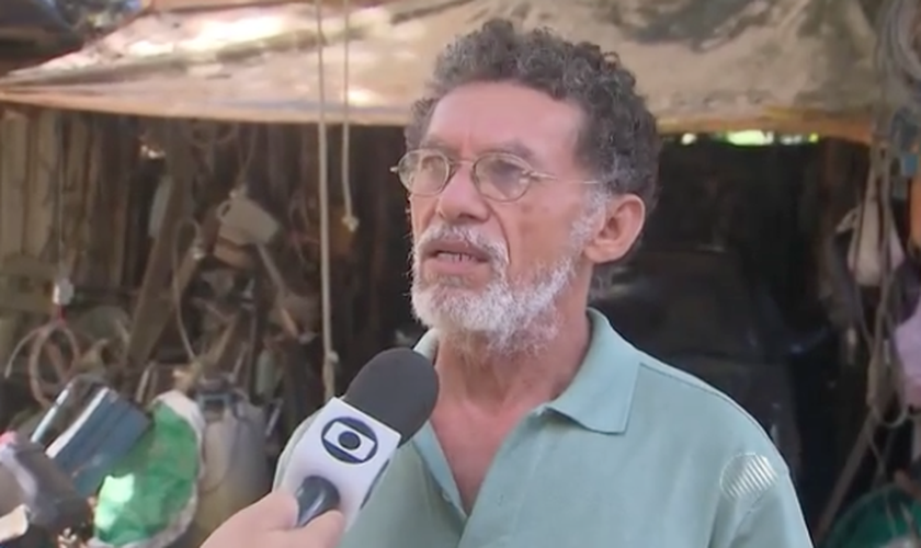 José Ivanildo Cabral educa a filha de seis anos a acreditar na ausência de divindades. (Foto: Reprodução/TV Bahia)