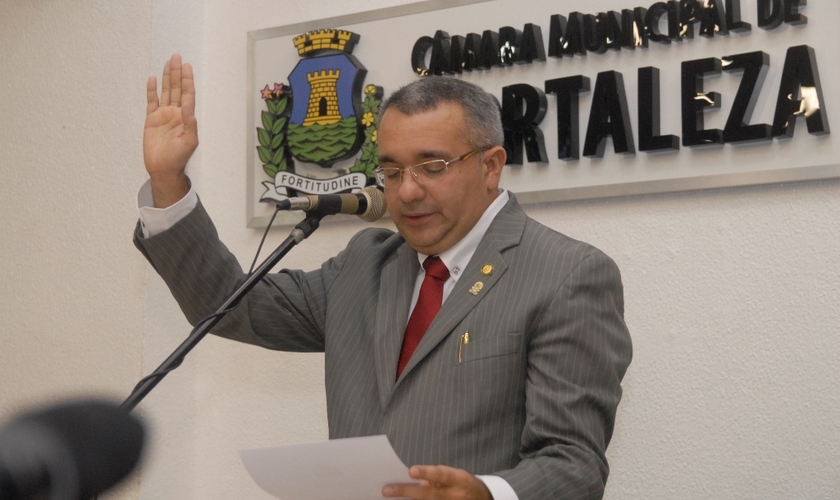 "Não estou ferindo o estado laico de direito", disse o vereador. (Foto: Genilson Lima)